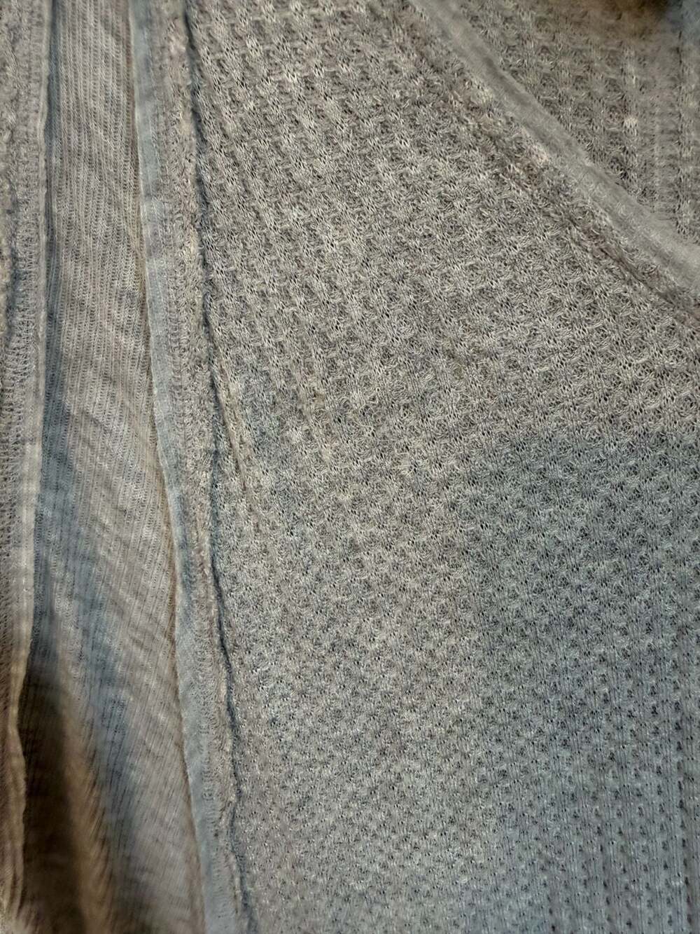 We The Free Catalina V-Neck Thermal Waffle Knit Heather Grey Top Long Sleeve M - Picture 6 of 6